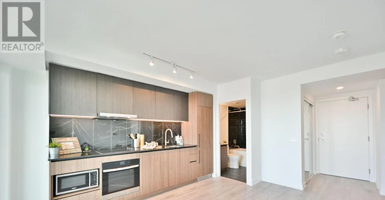 628-1100 Sheppard Avenue W, Toronto, ON, M3J 0H1 - 2