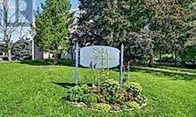 201-820 Laurier Boulevard N