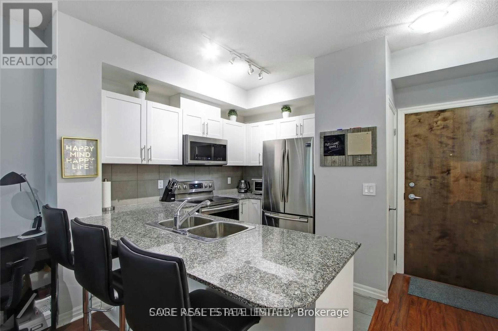 314-16 Yonge Street, Toronto, ON, M5E 2A3 - 4