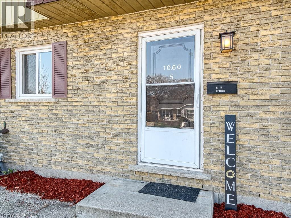 5-1060 Canfield Crescent, Woodstock, ON, N4S 8P3 - 2