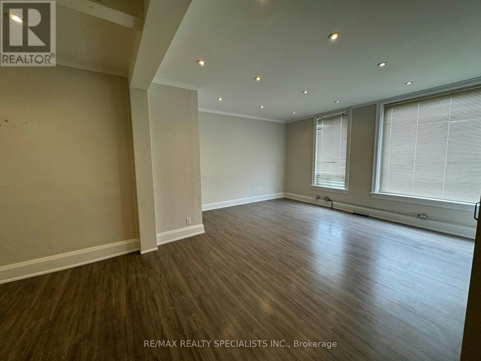 1-118 Main Street E, Shelburne, ON, L9V 3K5 - 2