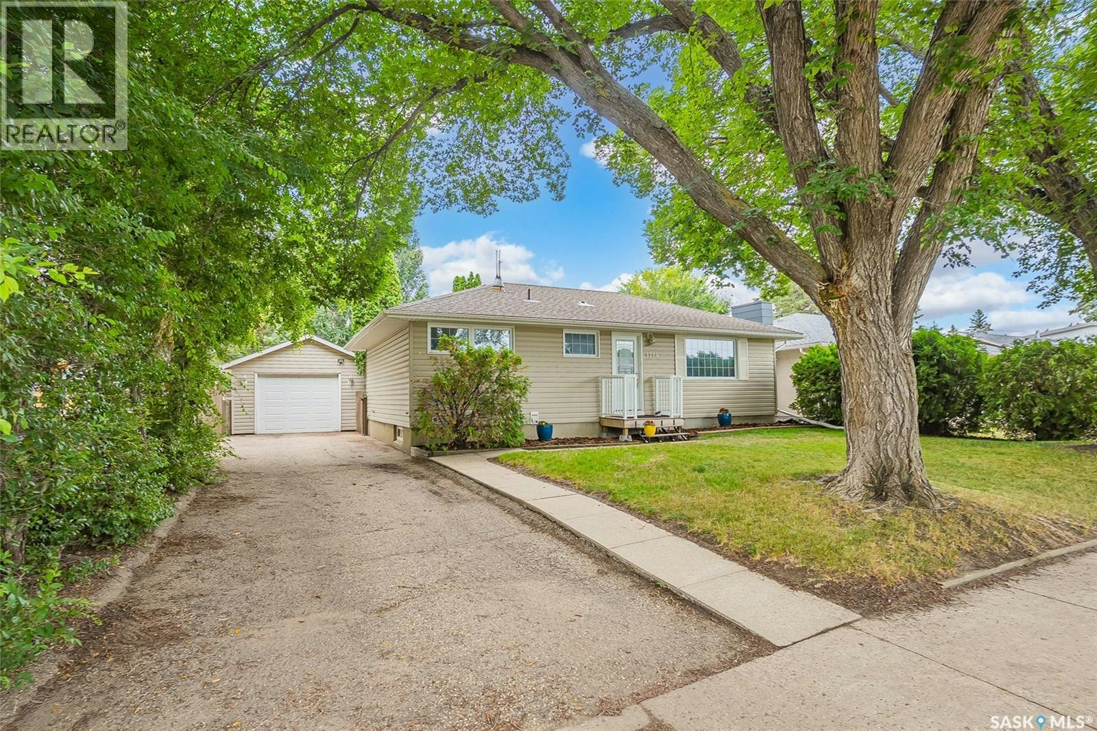 1714 Drinkle Street, Saskatoon, SK, S7J 0P7