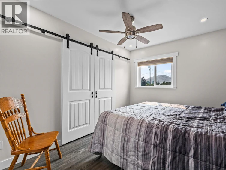 292 N Valley Road, Kelowna, BC, V1V 2G1 - 30