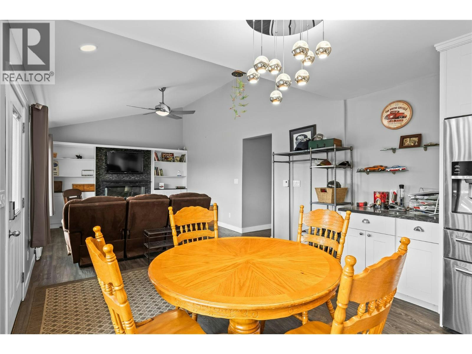292 N Valley Road, Kelowna, BC, V1V 2G1 - 24