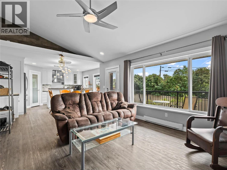 292 N Valley Road, Kelowna, BC, V1V 2G1 - 20