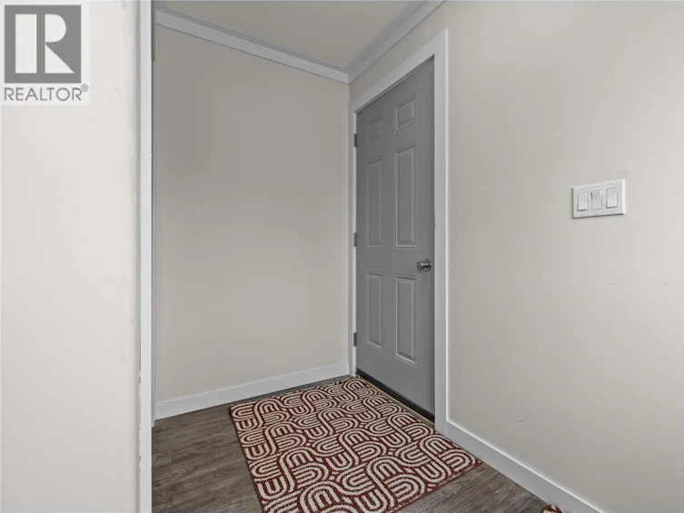 292 N Valley Road, Kelowna, BC, V1V 2G1 - 32