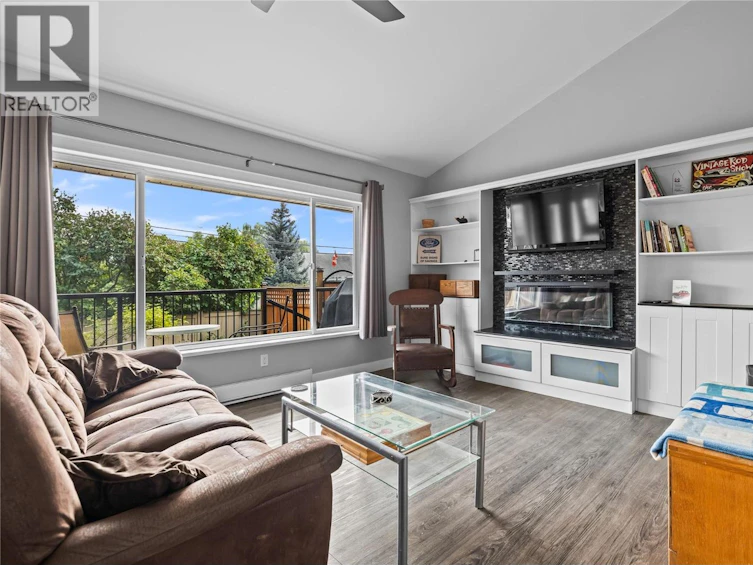 292 N Valley Road, Kelowna, BC, V1V 2G1 - 19