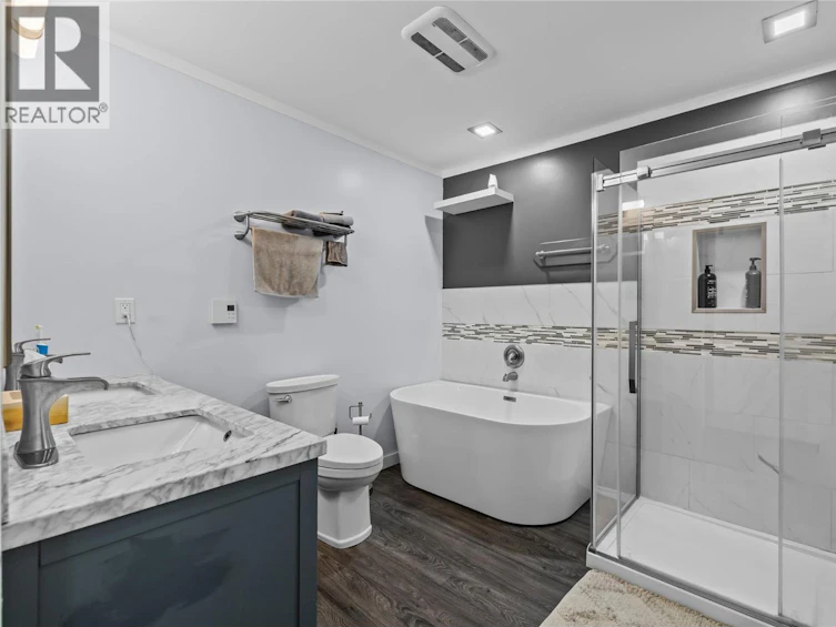 292 N Valley Road, Kelowna, BC, V1V 2G1 - 27