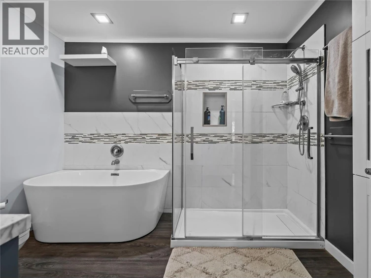 292 N Valley Road, Kelowna, BC, V1V 2G1 - 28