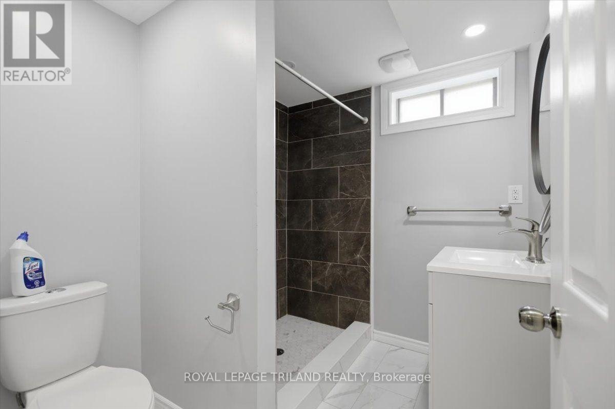4 Chepstow Gate, London, ON, N6G 3S7 - 18