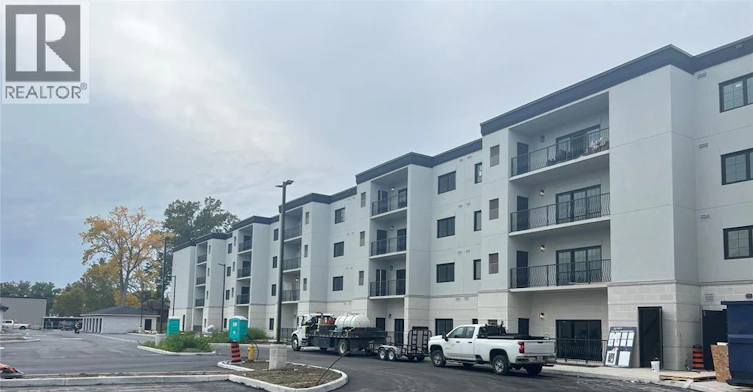 303-3817 Howard Avenue, Windsor, ON, N9E 3N8 - 2