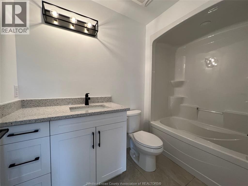 303-3817 Howard Avenue, Windsor, ON, N9E 3N8 - 27