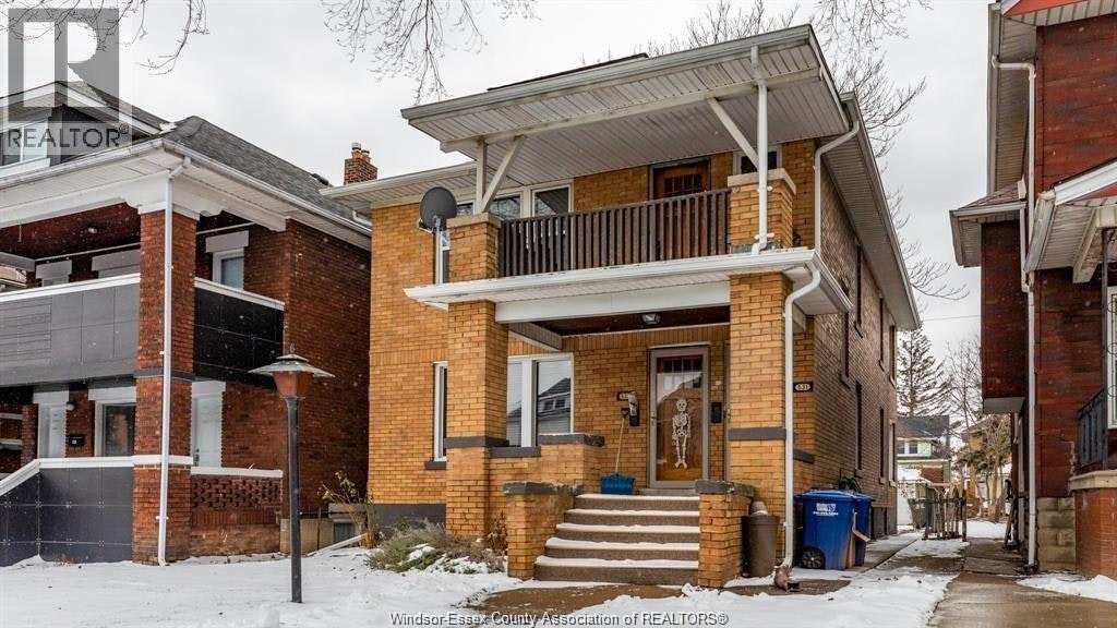 LOWER-533 Moy Avenue, Windsor, ON, N9A 2N3