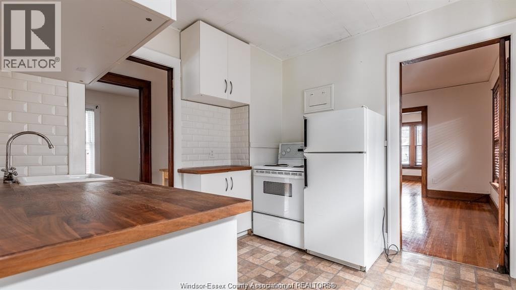 LOWER-533 Moy Avenue, Windsor, ON, N9A 2N3 - 10