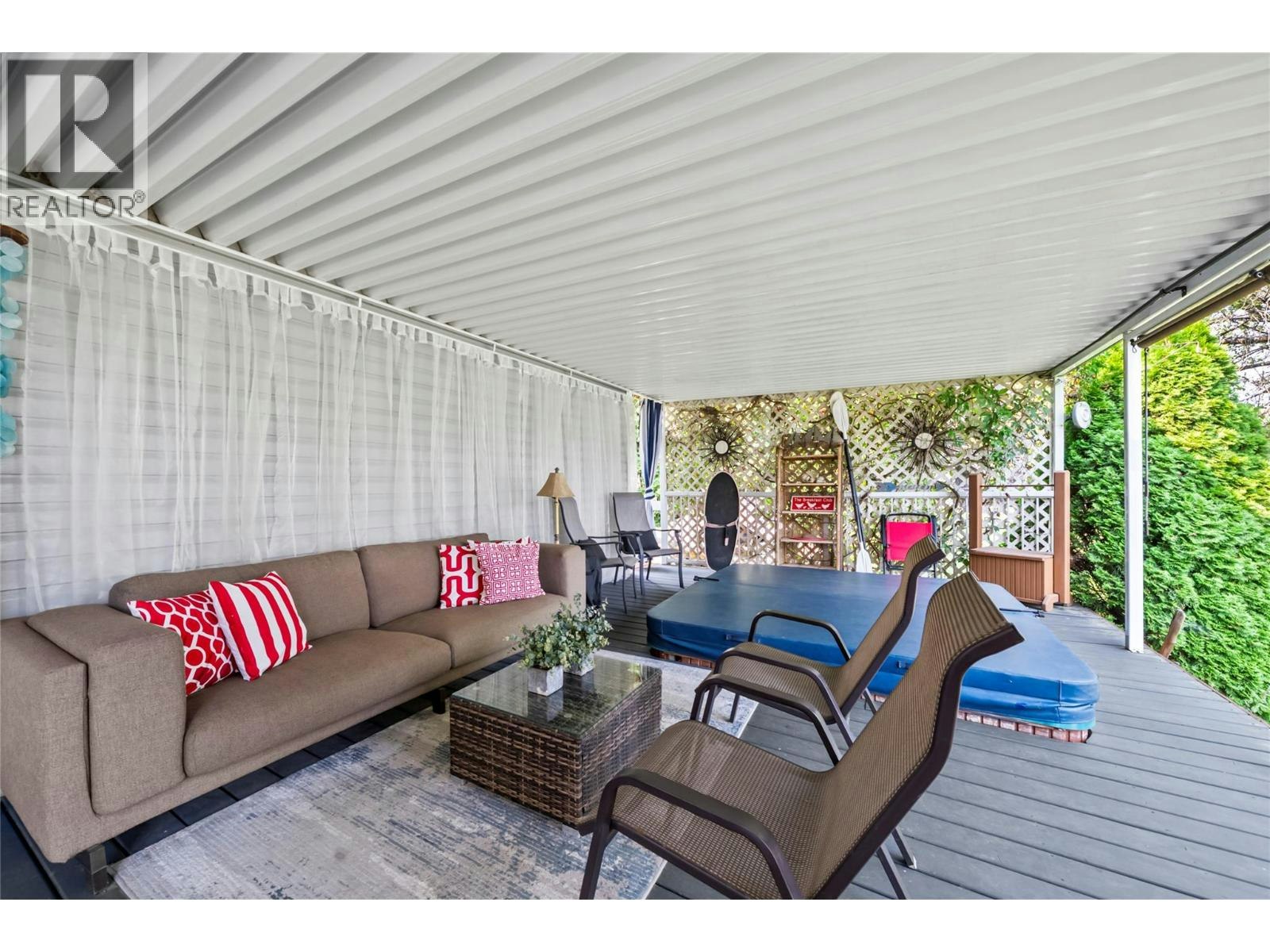 3565 Eagle Bay Road, Eagle Bay, BC, V0E 1T0 - 14