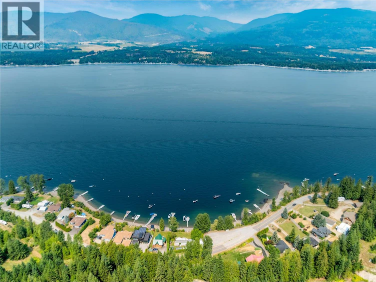 3565 Eagle Bay Road, Eagle Bay, BC, V0E 1T0 - 51