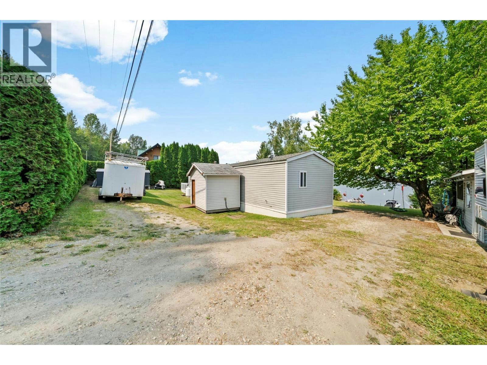 3565 Eagle Bay Road, Eagle Bay, BC, V0E 1T0 - 35