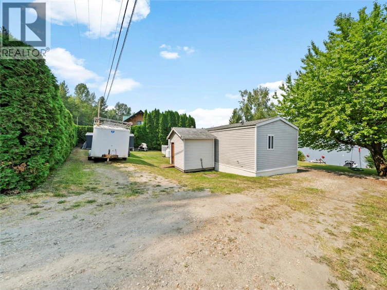 3565 Eagle Bay Road, Eagle Bay, BC, V0E 1T0 - 35