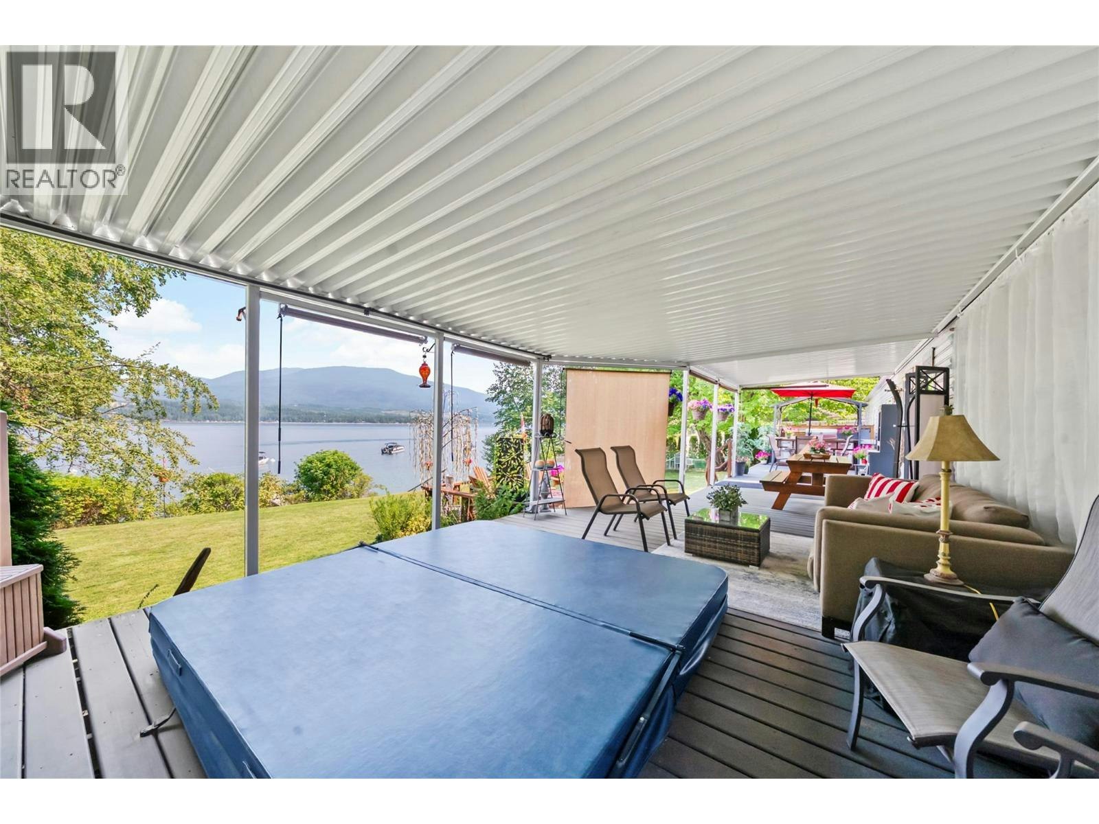 3565 Eagle Bay Road, Eagle Bay, BC, V0E 1T0 - 15