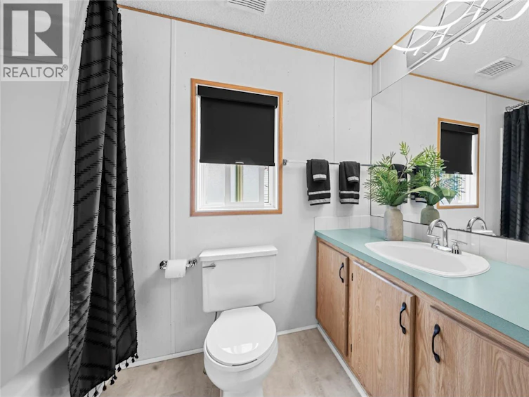 3565 Eagle Bay Road, Eagle Bay, BC, V0E 1T0 - 25