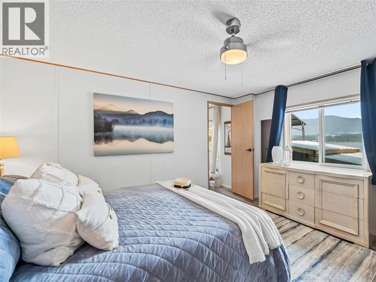 3565 Eagle Bay Road, Eagle Bay, BC, V0E 1T0 - 24