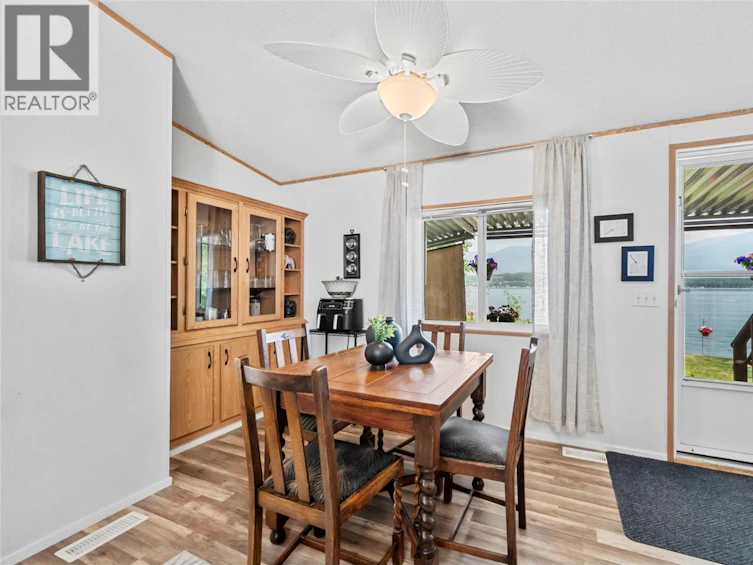3565 Eagle Bay Road, Eagle Bay, BC, V0E 1T0 - 18
