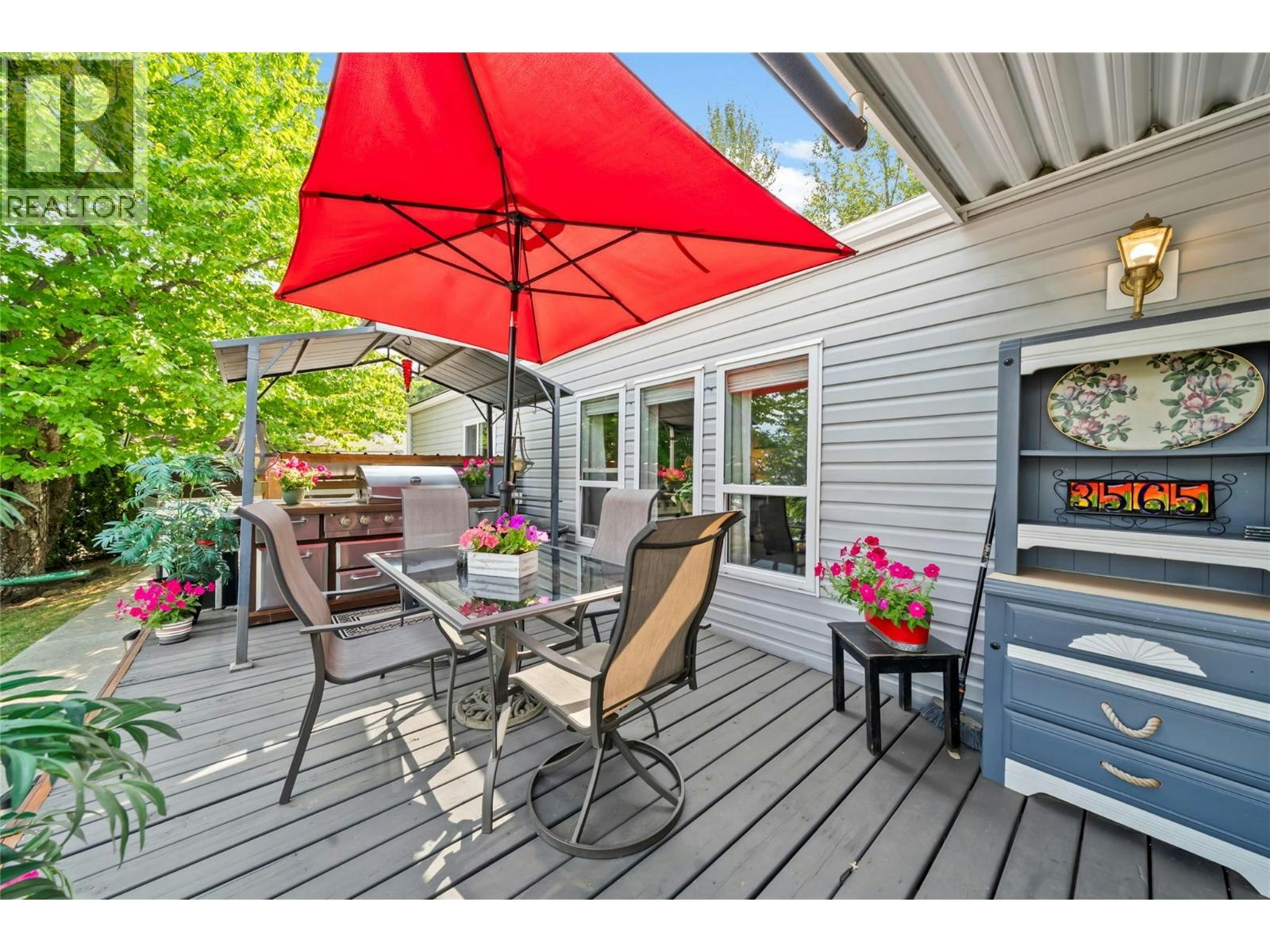 3565 Eagle Bay Road, Eagle Bay, BC, V0E 1T0 - 10