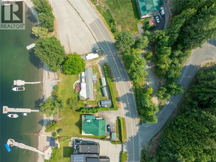 3565 Eagle Bay Road, Eagle Bay, BC, V0E 1T0 - 48