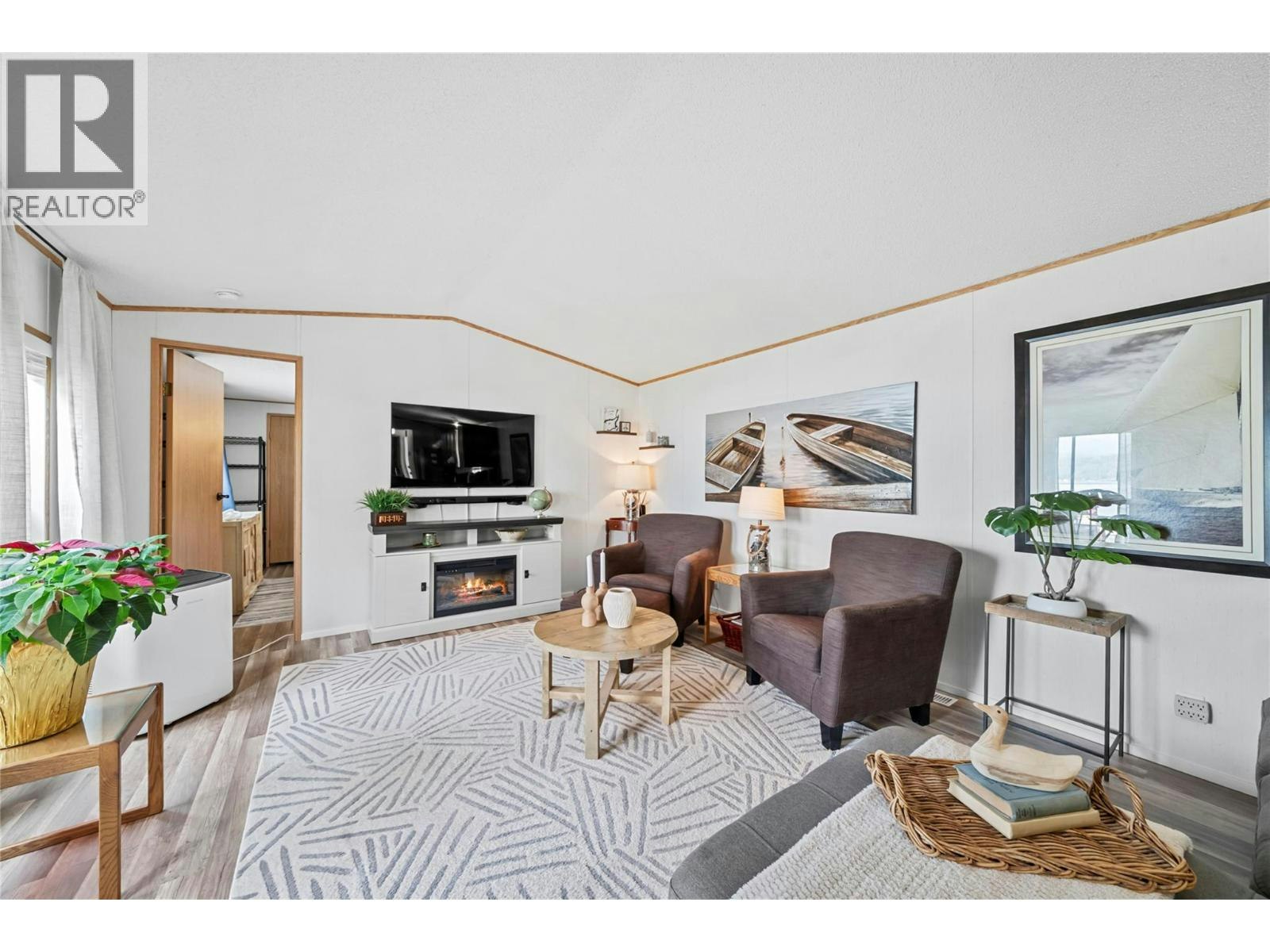 3565 Eagle Bay Road, Eagle Bay, BC, V0E 1T0 - 7