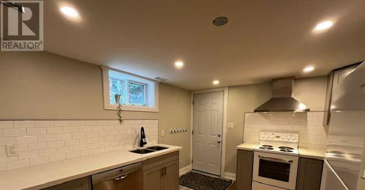 BASEMENT-450 Weller Street, Peterborough, ON, K9H 2N6