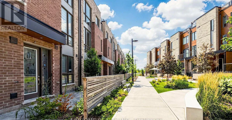 5-88 Turtle Island Road, Toronto, ON, M6A 0E4 - 2