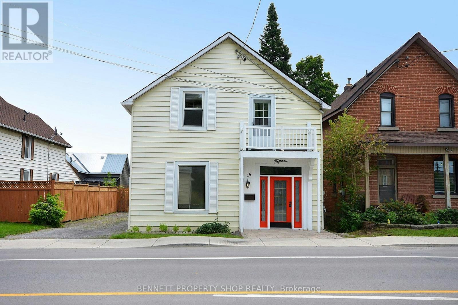 15 Daniel Street N, Arnprior, ON, K7S 2K4