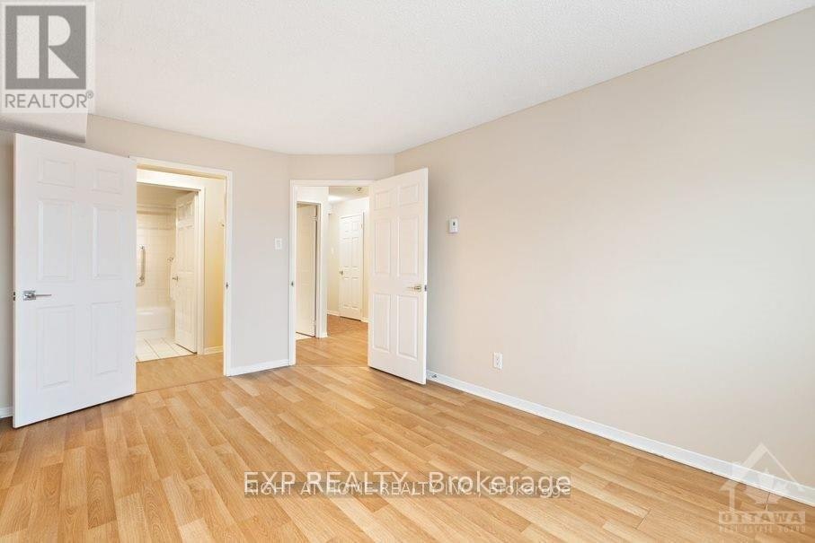 410-1440 Heron Road, Ottawa, ON, K1V 0X2 - 17