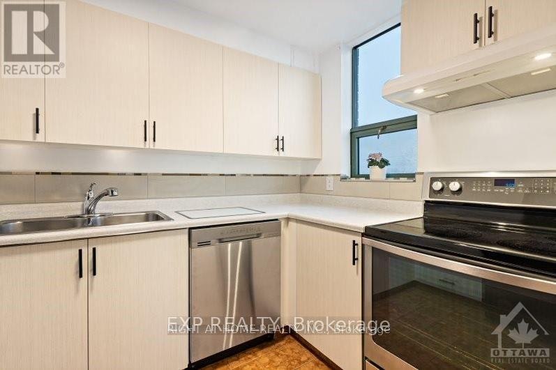 410-1440 Heron Road, Ottawa, ON, K1V 0X2 - 19