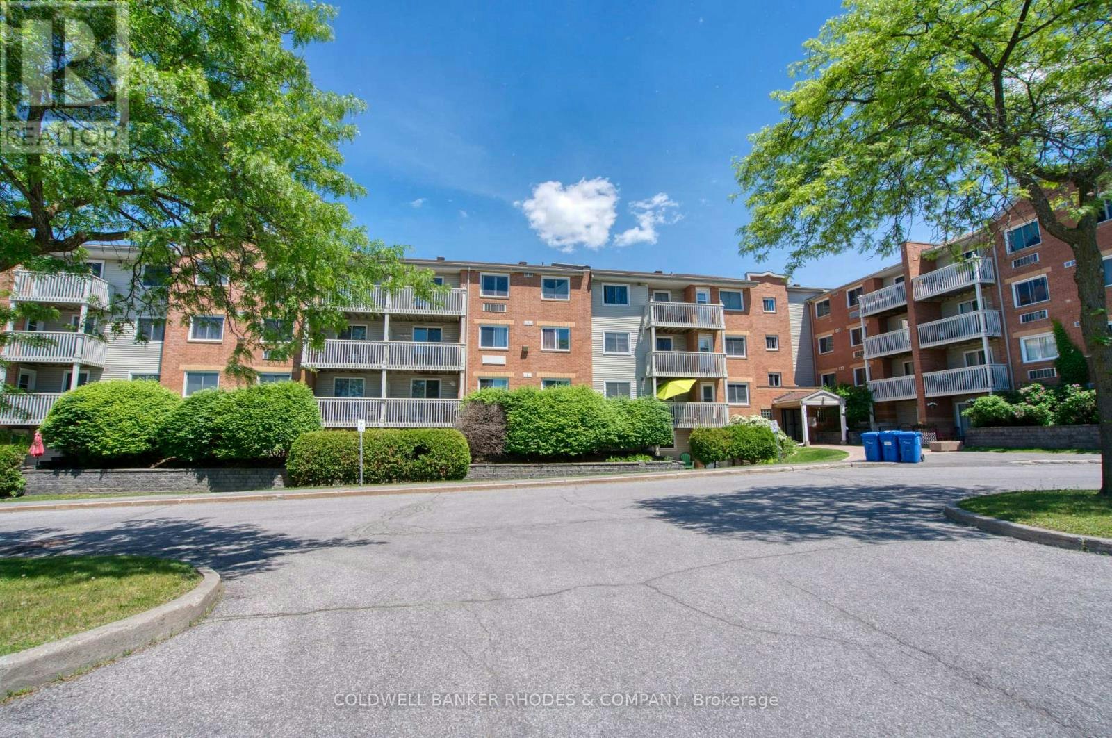 407-325 Centrum Boulevard, Ottawa, ON, K1E 3W8
