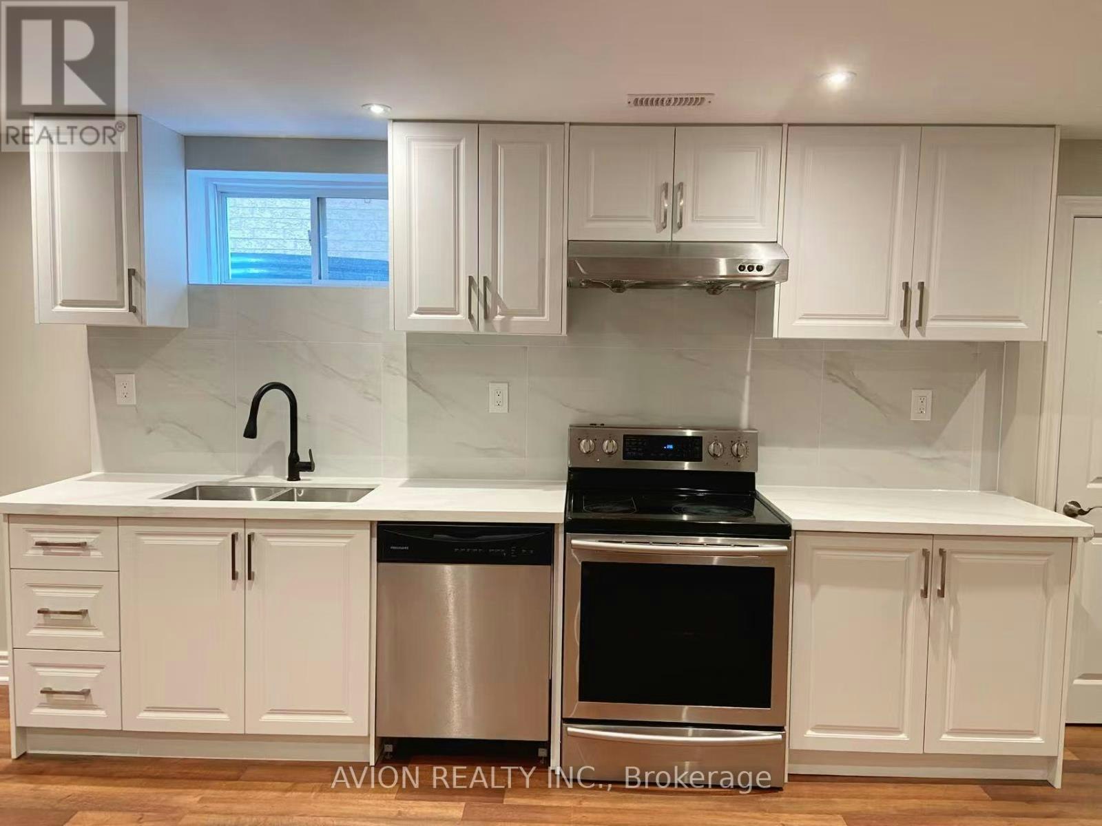 BSMT-2502 Hertfordshire Way, Oakville, ON, L6H 7N4 - 2