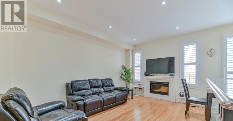 105 Sky Harbour Drive, Brampton, ON, L6Y 0C1 - 3