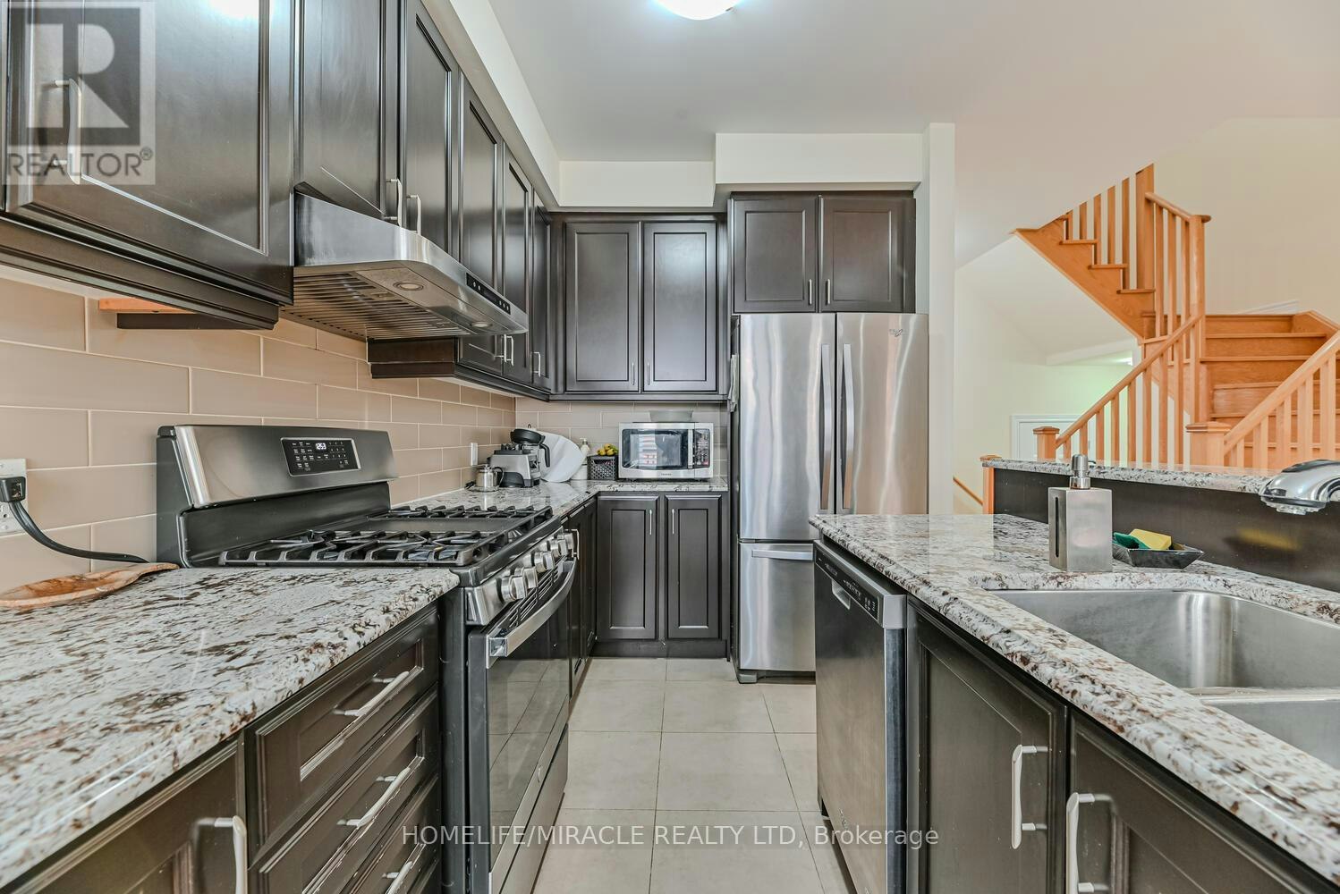 105 Sky Harbour Drive, Brampton, ON, L6Y 0C1 - 6