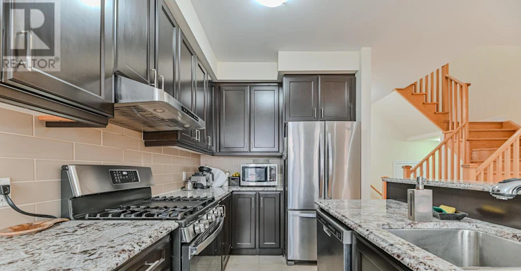 105 Sky Harbour Drive, Brampton, ON, L6Y 0C1 - 6