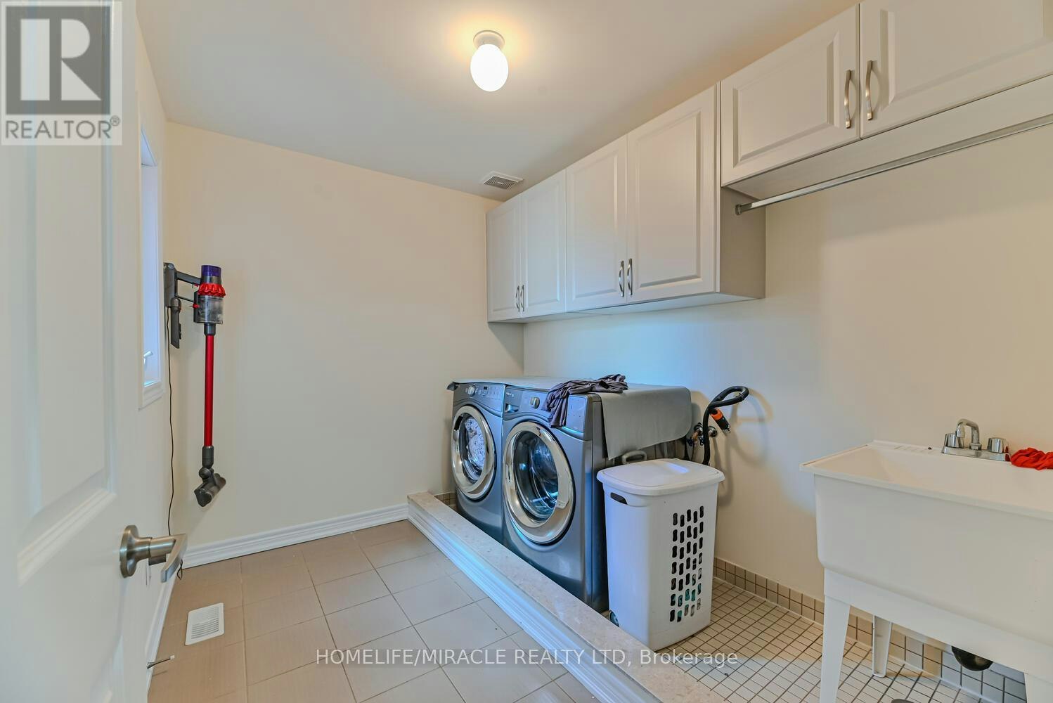 105 Sky Harbour Drive, Brampton, ON, L6Y 0C1 - 11