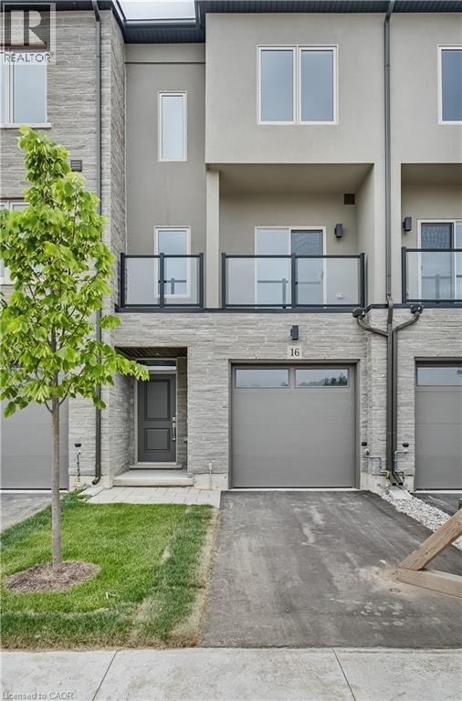 16 Clear Valley Lane, Hamilton, ON, L0R 1W0
