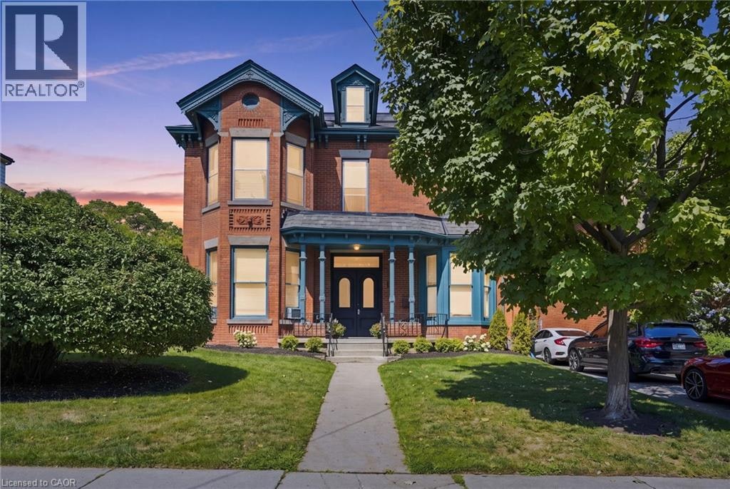 132 Emerald Street S, Hamilton, ON, L8N 2V5