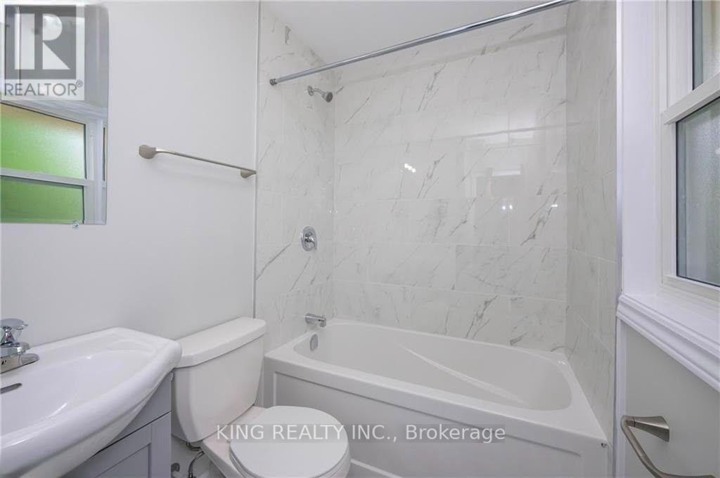 1224 Oxford Street E, London, ON, N5Y 3M4 - 12