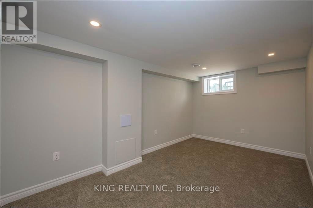 1224 Oxford Street E, London, ON, N5Y 3M4 - 18
