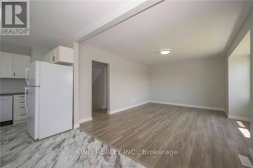 1224 Oxford Street E, London, ON, N5Y 3M4 - 5