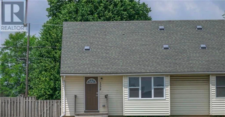 1224 Oxford Street E, London, ON, N5Y 3M4