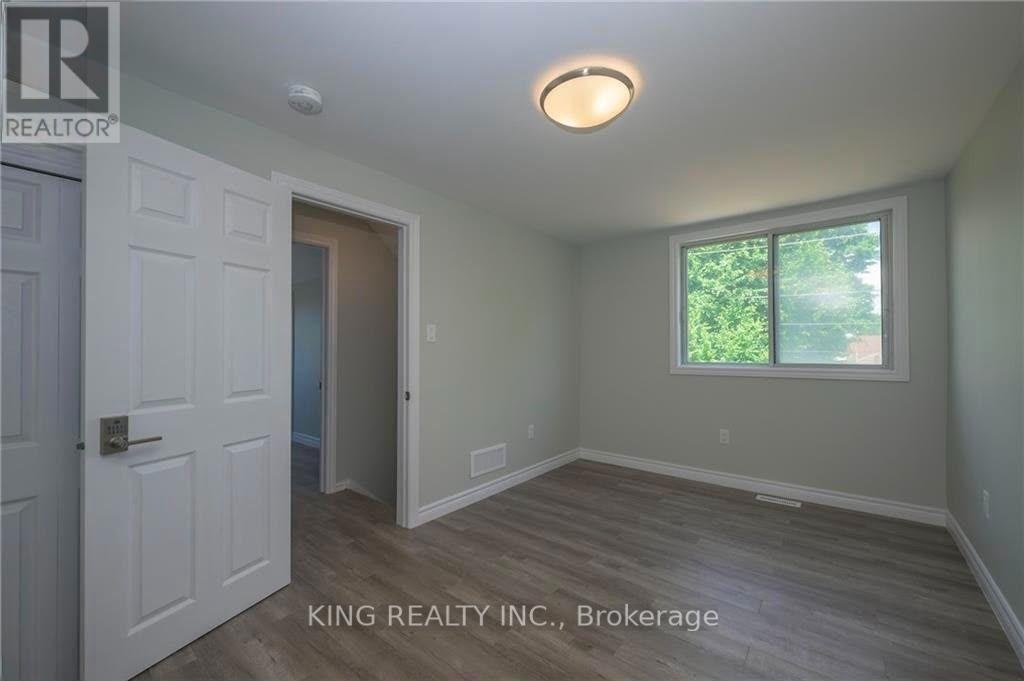 1224 Oxford Street E, London, ON, N5Y 3M4 - 16