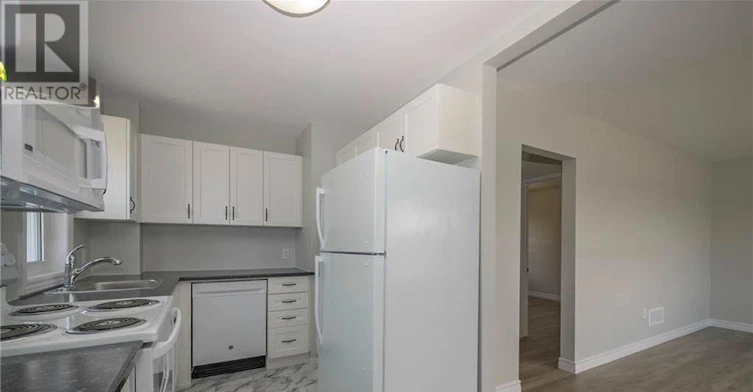 1224 Oxford Street E, London, ON, N5Y 3M4 - 10