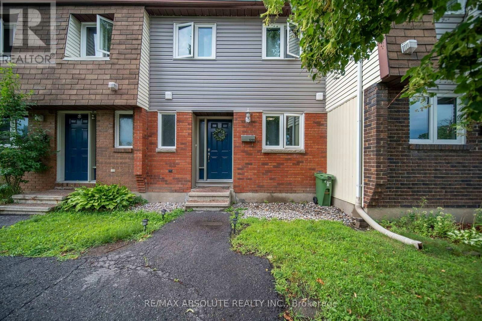 25-1299 Cedarcroft Crescent, Ottawa, ON, K1B 5G9