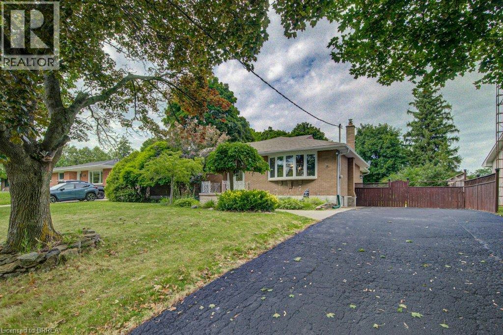 6 Bayly Drive, Brant, ON, N3L 2P9